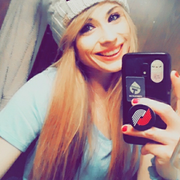 Meet your Posher, Jessica - Picture 7 of 16